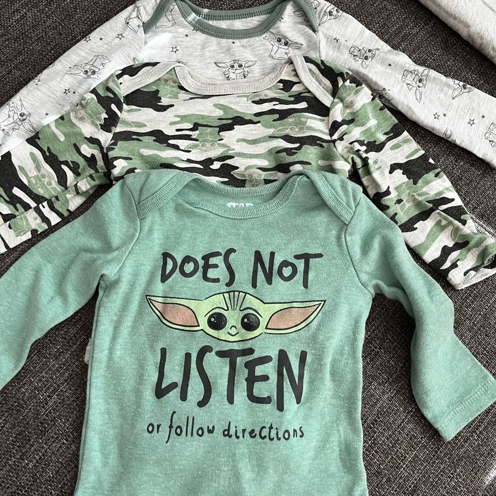 Baby Grogu onesie set